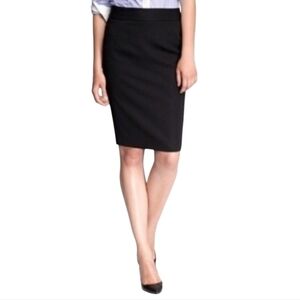 J. Crew | Women's Classic Black Super 120's Wool No. 2 Pencil Skirt (Size 2)